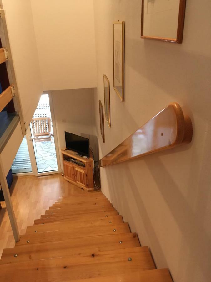Apartment Behin Martinscica  Exterior photo